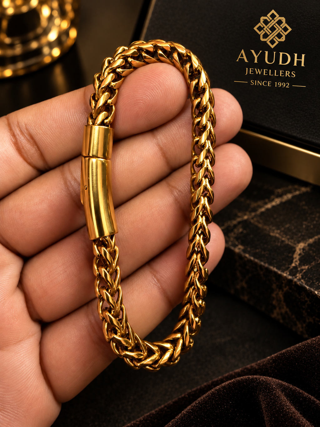 AYUDH JEWELLERS — Twisted Figaro Chain