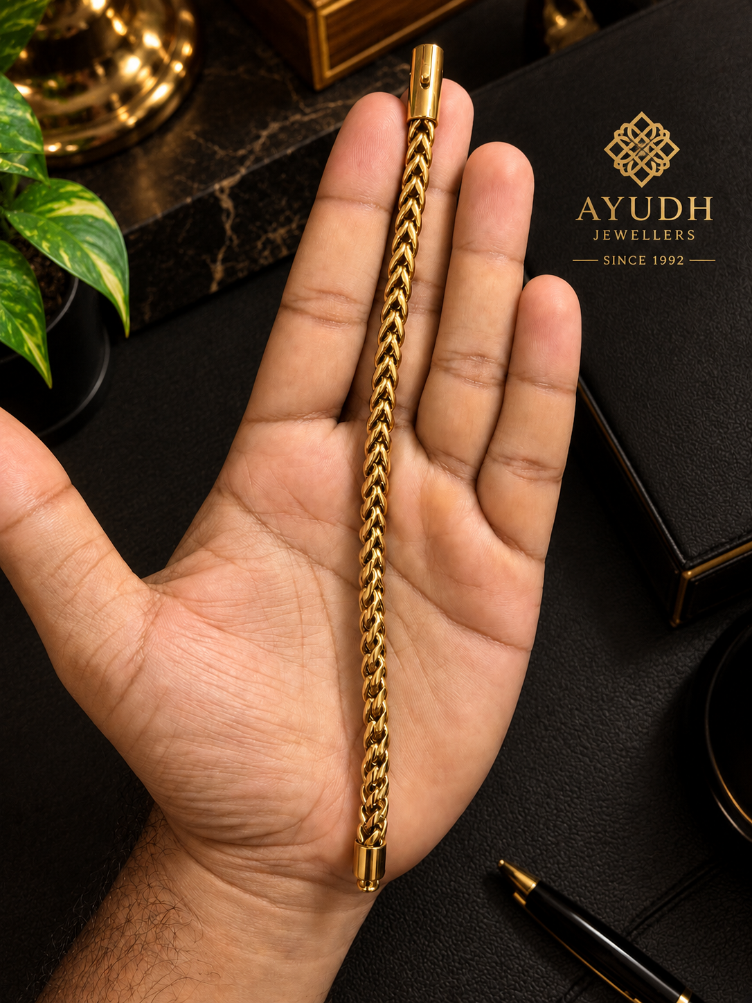 AYUDH JEWELLERS — Twisted Figaro Chain