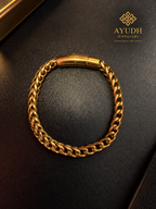 AYUDH JEWELLERS — Twisted Figaro Chain